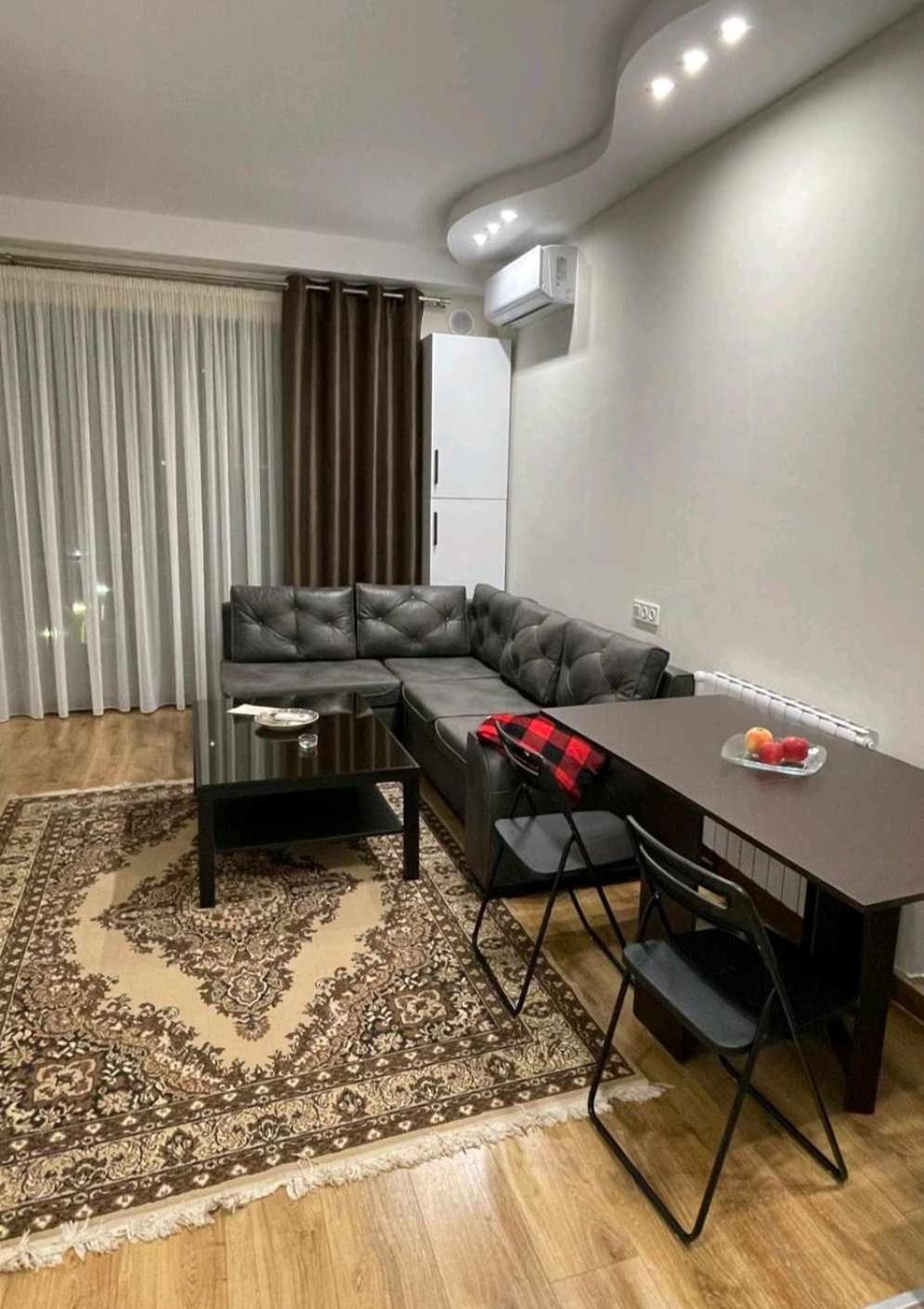 Apartment - "Exclusive" ティビリシ エクステリア 写真